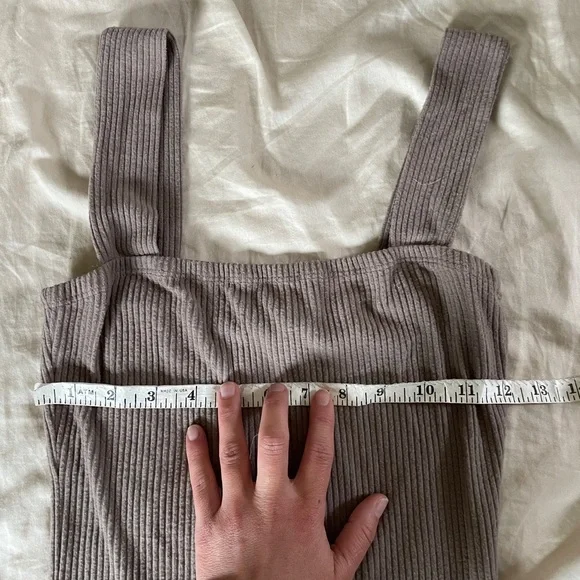 Ribbed midi dress - Picture 4 of 6